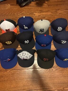 Assorted MLB Team Youth Fitted Hats - 6 1/2 (52 cm)